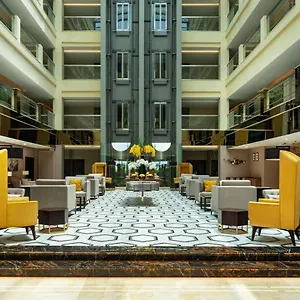 فندق Four Points By Sheraton Production City,